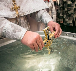 Крещенская вода и суеверия